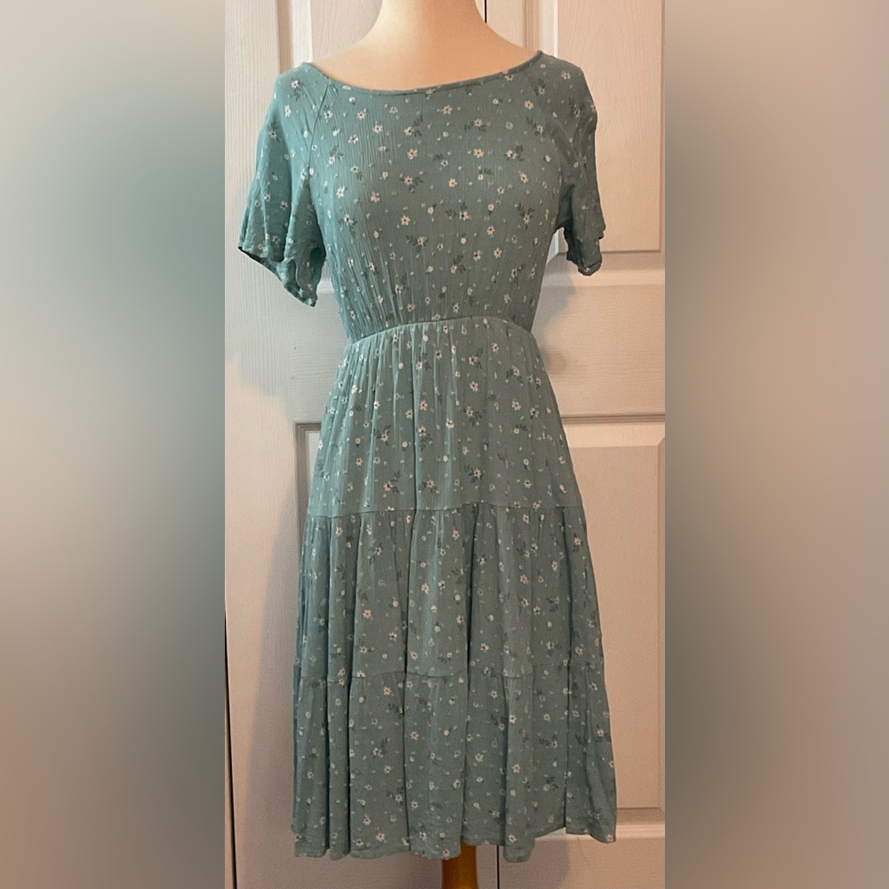 Reborn J Floral Short Sleeve Dress Ruffle Keyhole Small Medium Ruffle Prairie